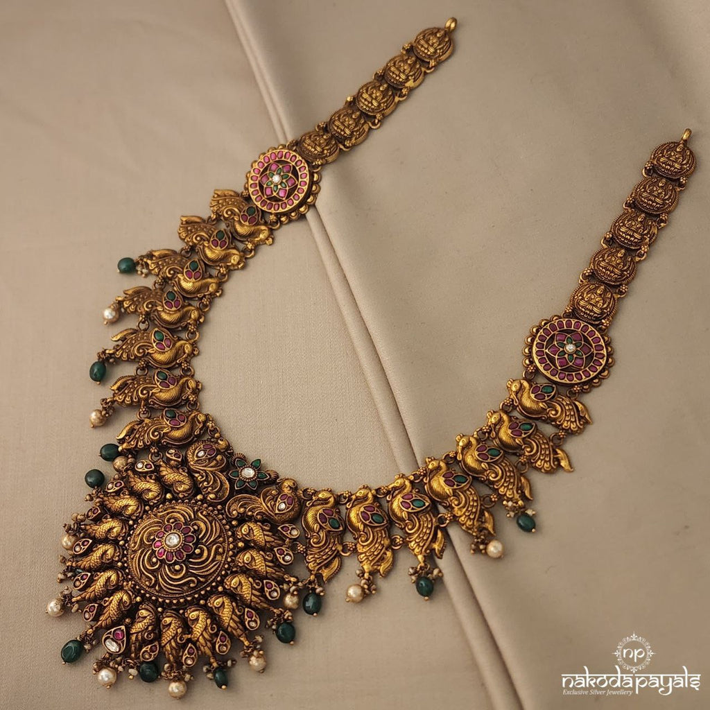 Picturesque Peacock Lakshmi Neckpiece (GN5215)