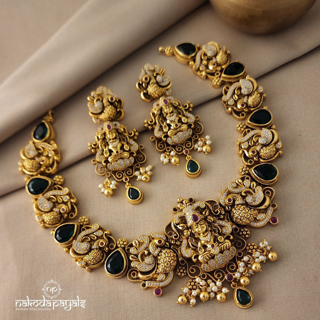 Emerald Green Lakshmi Neckpiece With Earrings (GN5383)