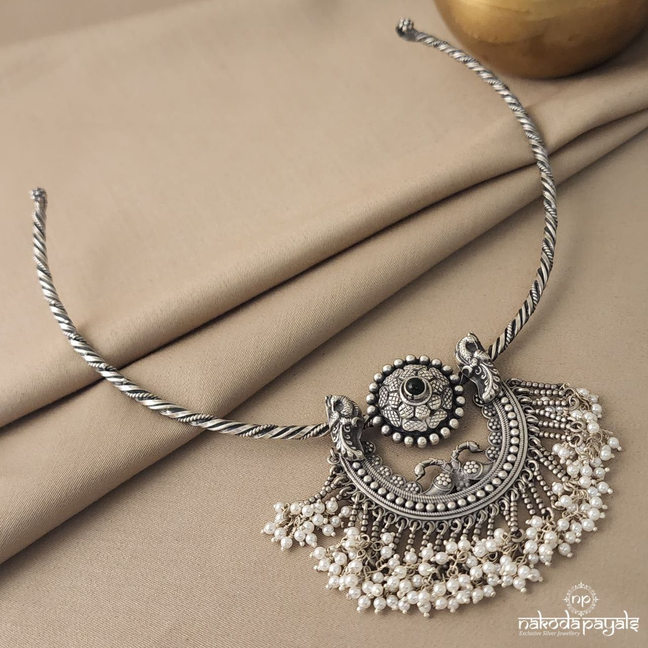 Peacock Pearly Hasli (N7754)