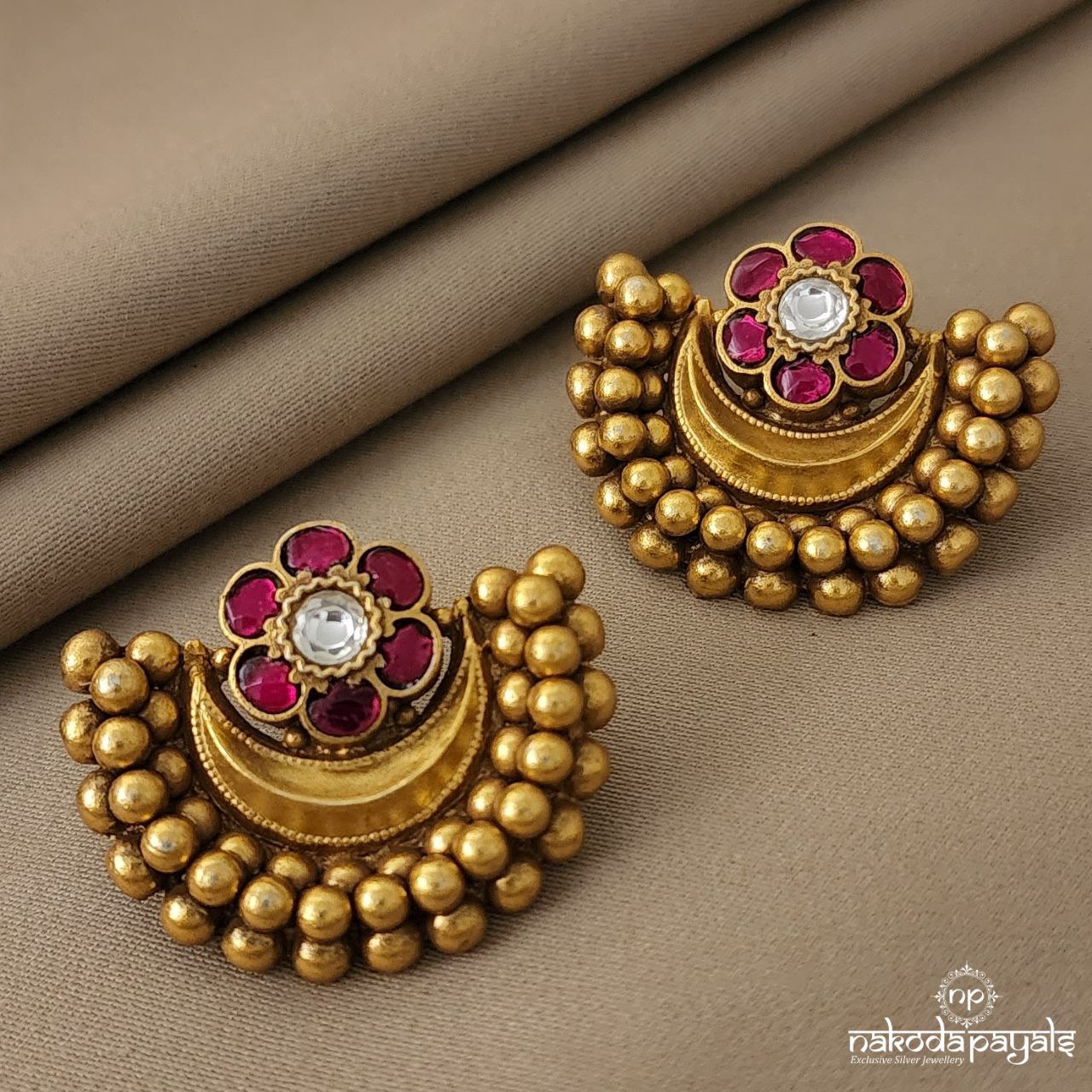 Red Floral Chandbali (Ge4710)