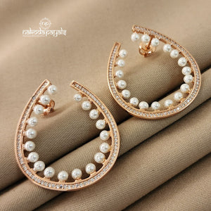 Schmick Pearl Studs (ST1389