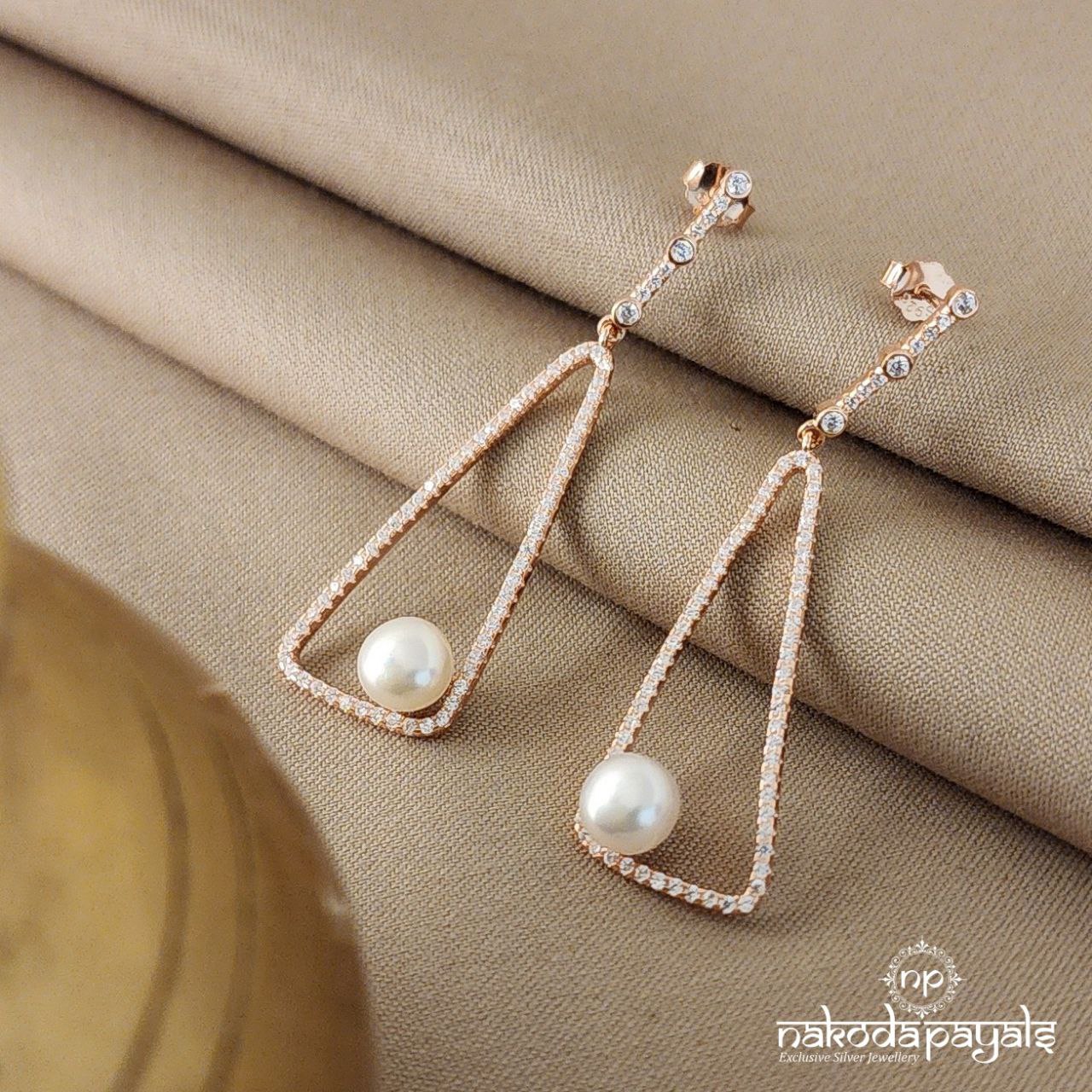 Modish Rose gold Earrings (ST1462)