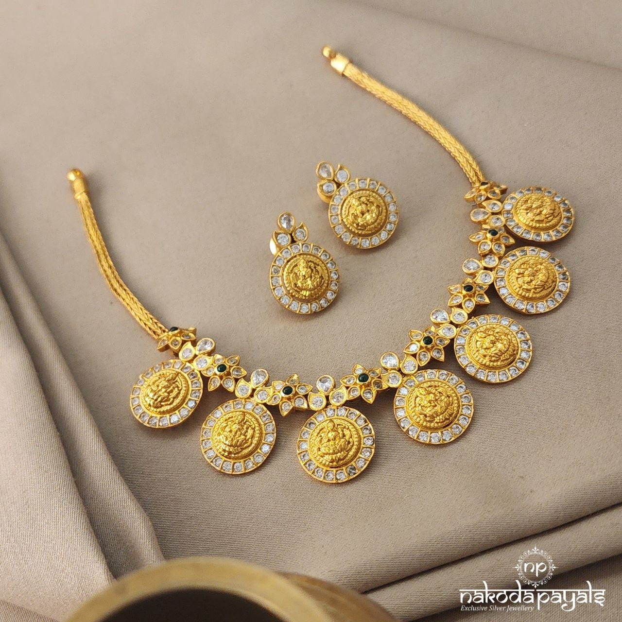 Lakshmi Neckpiece With Earrings (GN5746)